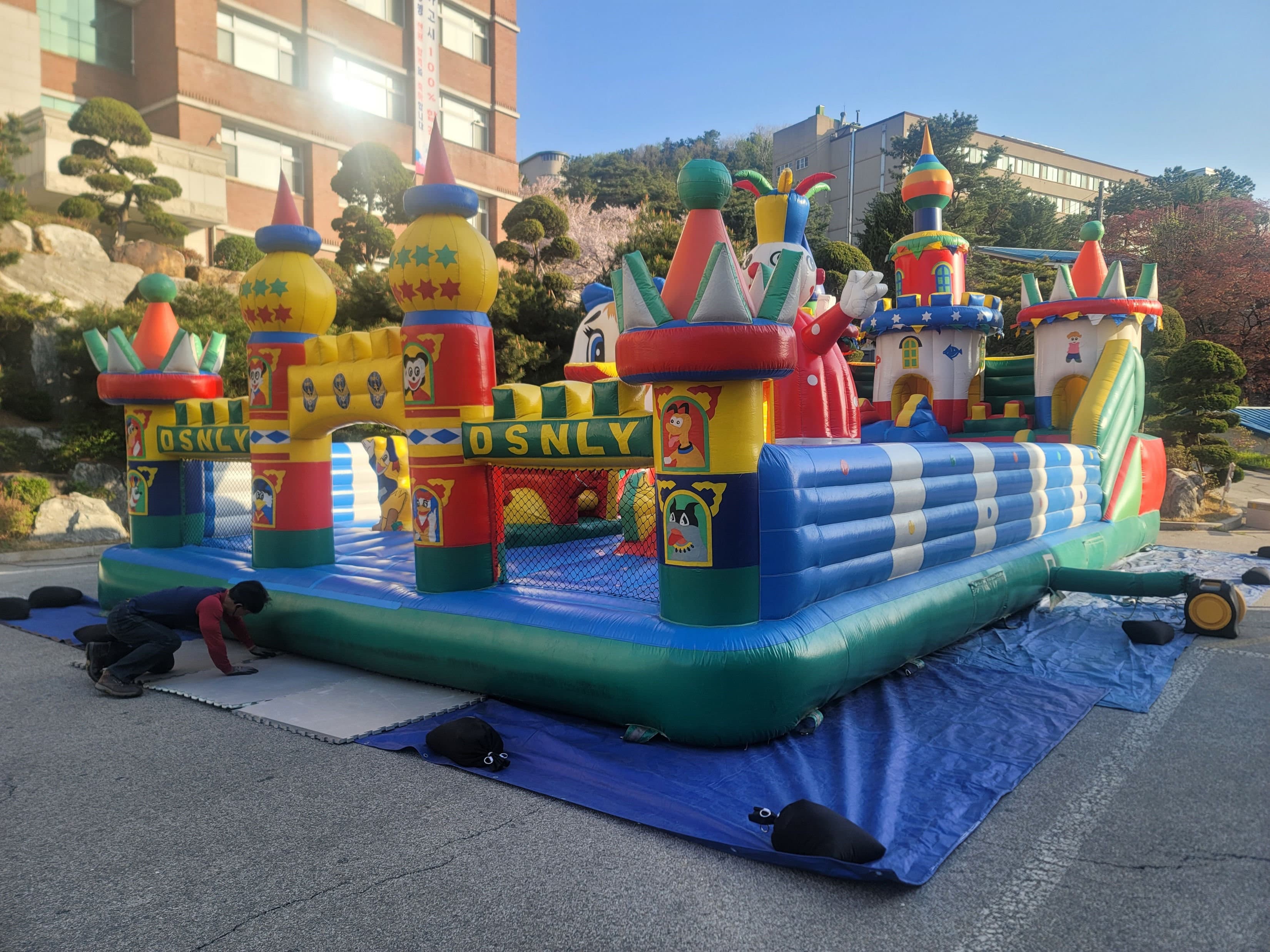 대형 성 에어바운스